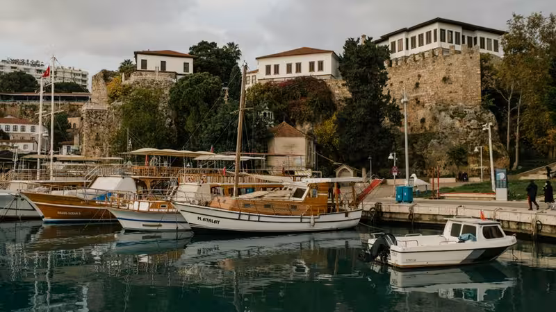 Adana Aktif Bayan
