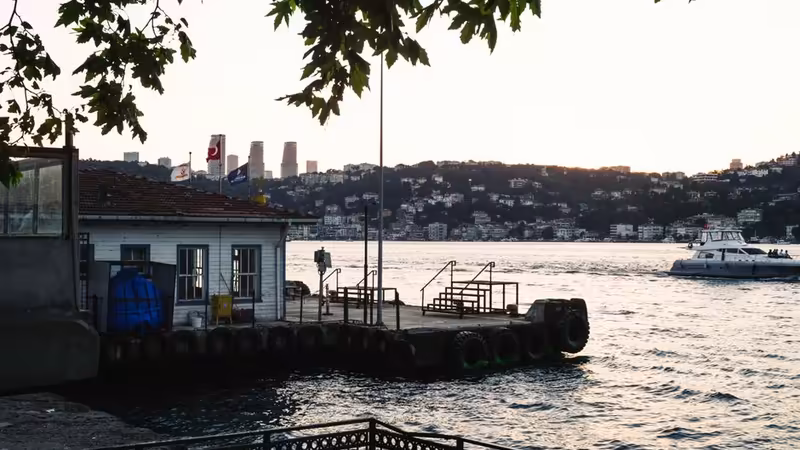 Afyonkarahisar Dinar'nın Tarihi Yapıları ve Mimari Hazineleri