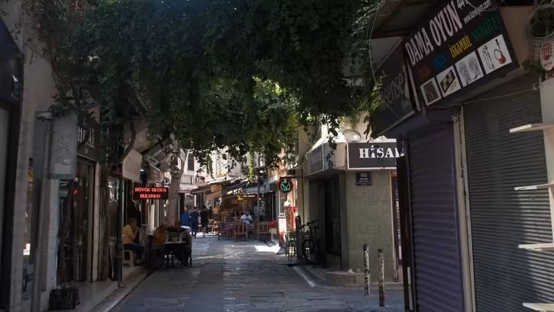 Çanakkale Merkez Dolgun Bayan