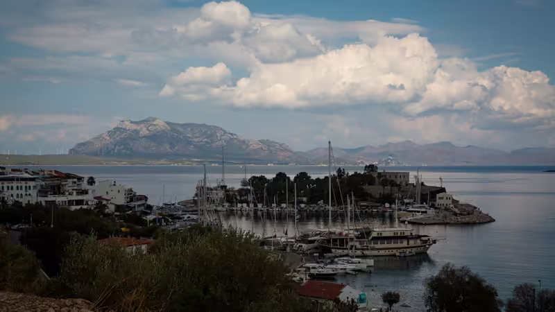 Denizli Bekilli'da Gece Fotoğrafçılığı İçin En Estetik Caddeler ve Yapılar