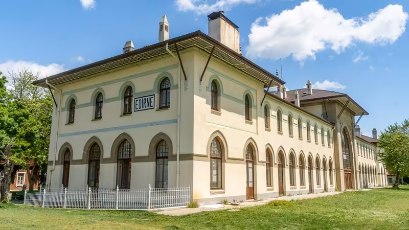 Edirne Merkez Hafta Sonu Musait Escort