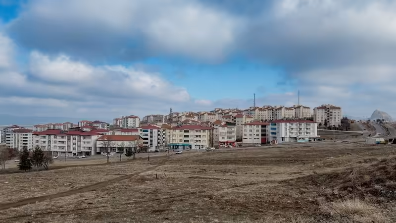 Elazığ Maden Kisa Boylu Escort Bayanlar