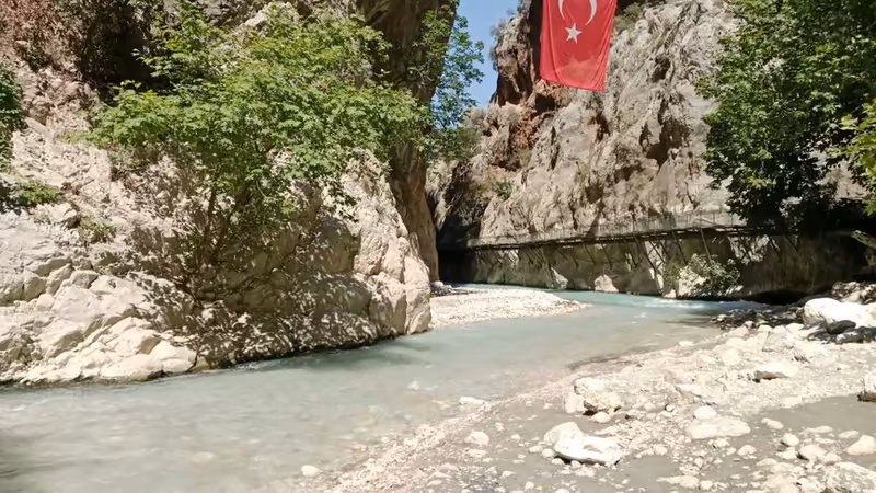 Hakkari Merkez'daki En İyi Üniversiteler ve Kampüs Olanakları