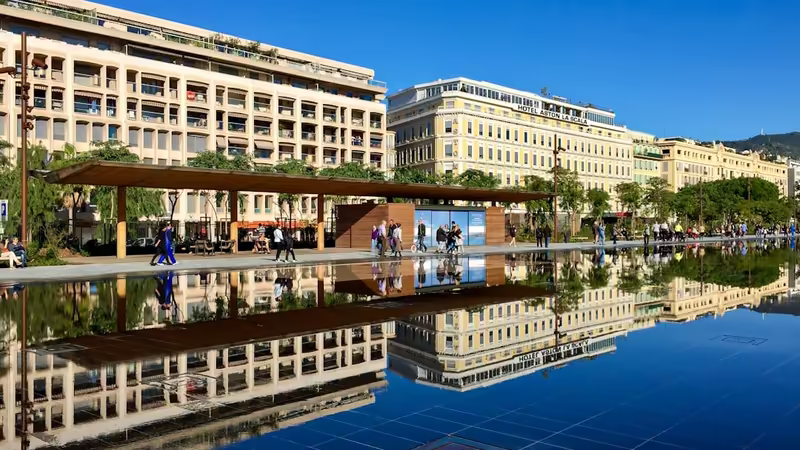 İstanbul Kadıköy Gecelik Bayan