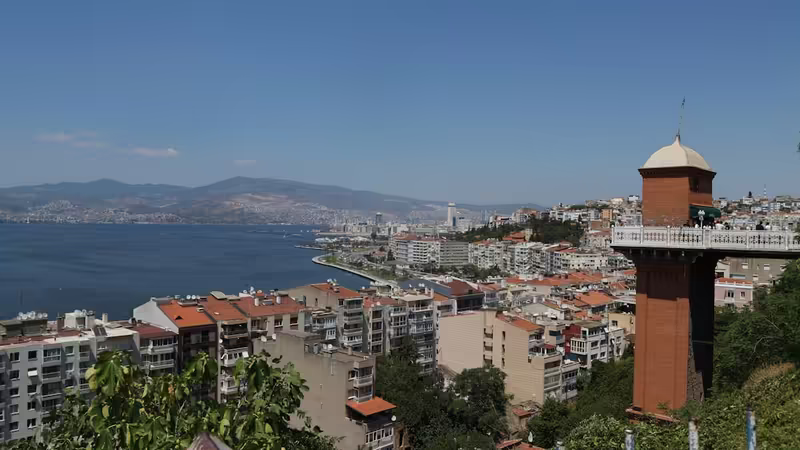 İzmir Gaziemir Bulusmali Bayan