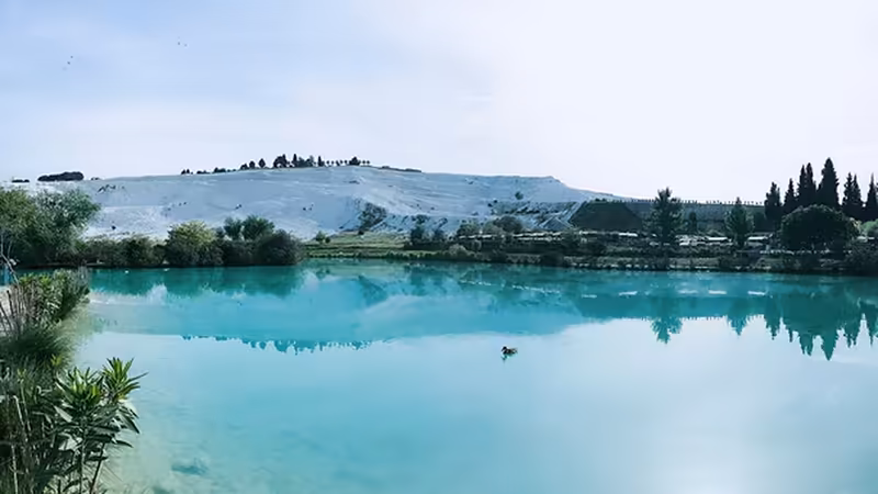 İzmir Karaburun'da Sokak Modası ve Yerel Halkın Giyim Kültürü
