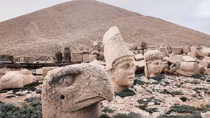 Kahramanmaraş Göksun'da Sokak Modası ve Yerel Halkın Giyim Kültürü