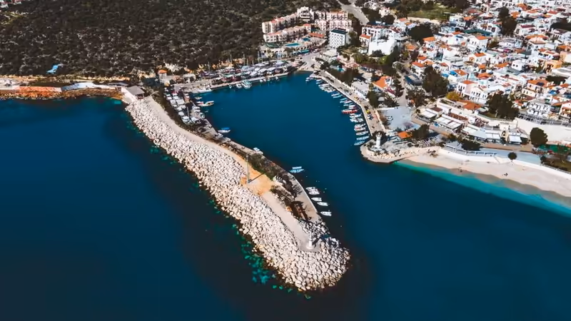 Kibris Catalkoy Bulusmali Bayan