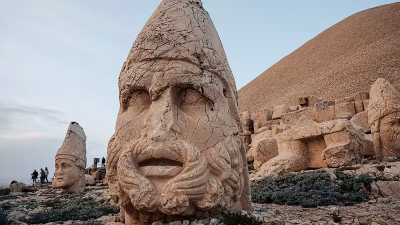 Kilis Elbeyli'da Sokak Modası ve Yerel Halkın Giyim Kültürü