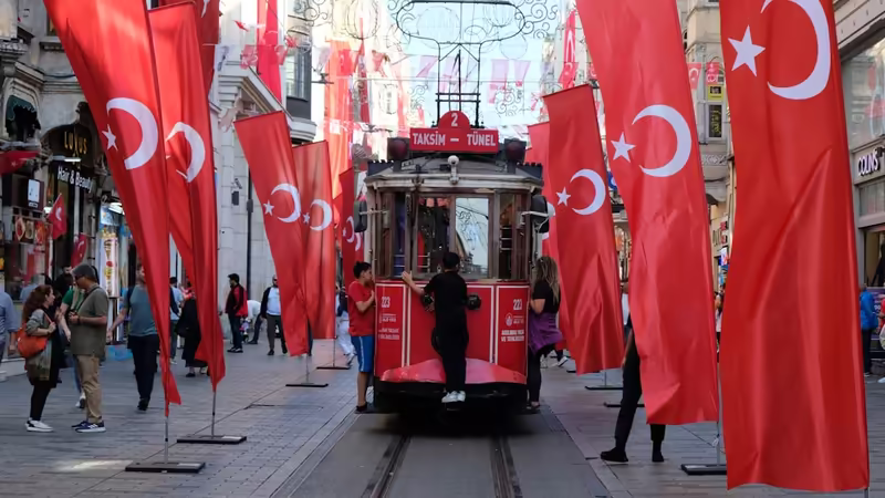 Kocaeli Kandıra Universiteli Bayan
