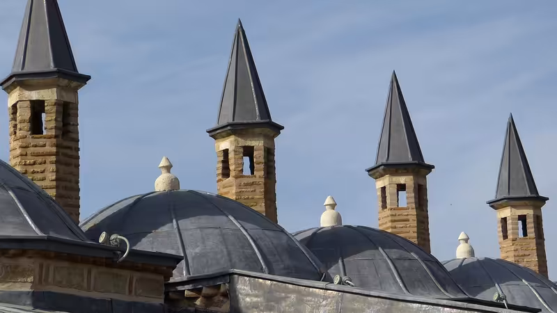 Konya Selçuklu Otele Gelen Bayan