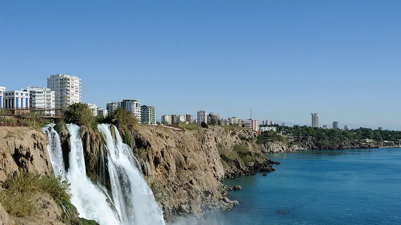 Kuşadası'da Canlı Müzik Olan Mekanlar - Aydın