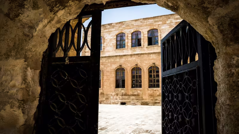 Mardin Yetiskin Escort
