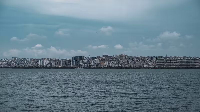 Trabzon Yomra Gecelik Bayan