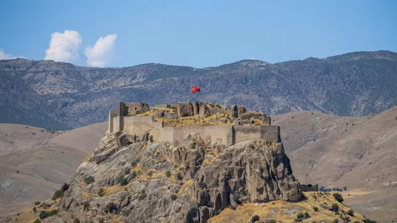 Tunceli Merkez Turkmen Asilli Escort