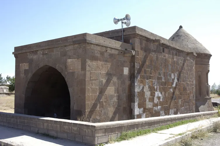 Ahlat Yasam ve Sosyal Ortam